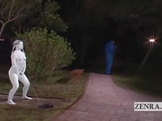 Phụ đề nhật bản công khai công viên statue đài phun nước prank